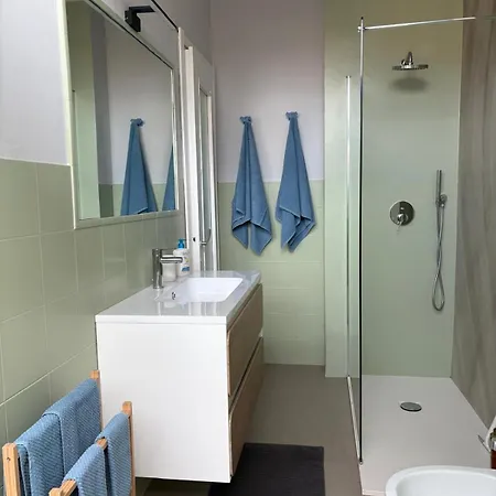 Charming House Near The Διαμέρισμα Lecco